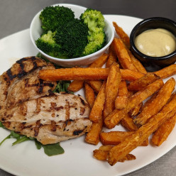 Grilled Chicken at Prairie Star Restaurant at Meadowlark Hills in Manhattan, KS