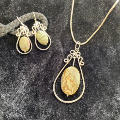 Sterling silver and Jasper pendant and earrings set. Donated and crafted by Judy Willingham. 