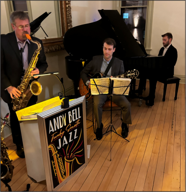 Minglers enjoyed music provided the Andy Bell Jazz Trio.